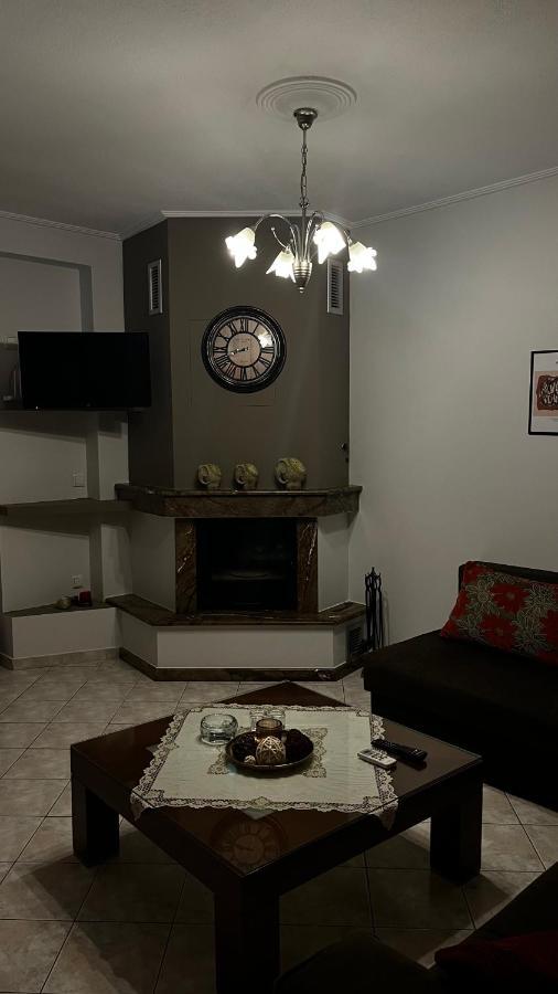 The Side Of Meteora Majestic Apartment Kalambaka Exterior photo